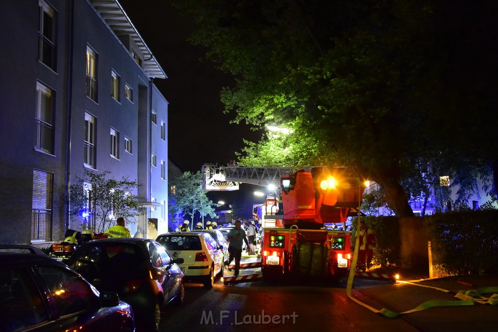 Feuer 2 Y Kellerbrand Koeln Ostheim Ruppinerstr P180.JPG - Miklos Laubert